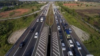 Pagi Ini Tol Jakarta - Cikampek Terpantau Ramai Lancar