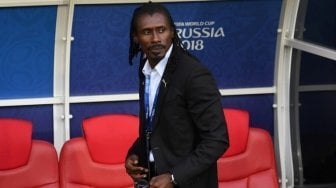 Nyentriknya Aliou Cisse, Satu-satunya Pelatih Kulit Hitam di Piala Dunia 2018