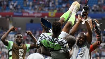 Pemain Nigeria rayakan gol Ahmed Musa ke gawang Islandia di laga kedua Grup D Piala Dunia 2018, Jum'at (22/6/2018) [AFP]