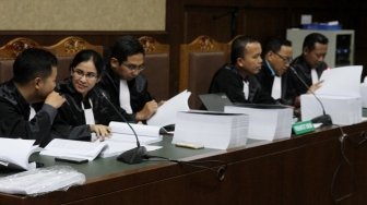 Bupati Kutai Kartanegara (Kukar) nonaktif Rita Widyasari menjalani sidang tuntutan di Pengadilan Tipikor, Jakarta, Senin (25/6). 