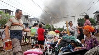 Kebakaran di Kelurahan Tanah Tinggi, Jakarta, Selasa (26/6).