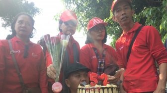 Pesta Durian, Belasan Pendukung Rayakan Ultah Ahok di Mako Brimob