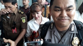 Roro Fitria Urung Ajukan Eksepsi