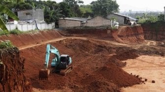 Pembangunan Tol Cijago terhambat pembebasan lahan (Suara.com/Muhaimin A Untung)