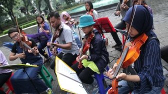 Daftar 7 Taman di Jakarta Paling Cocok untuk Olahraga dan Ngopi-ngopi