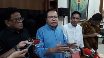 Pelukis Legendaris Turun Gunung Gegara Omnibus Law, 'Tanda Sudah Parah?'