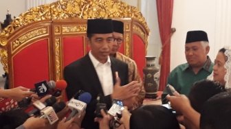 Ditanya Nama Cawapres, Jokowi : Mbok Sabar Dulu