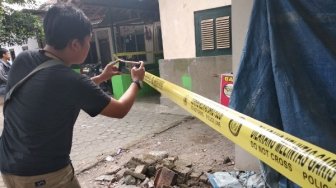 Pasutri Terduga Teroris Ditangkap, Warga Curigai Istri Bercadar