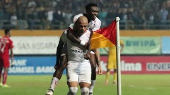 Persija Resmi Coret Ivan Carlos dan Pinjamkan Rizky Darmawan