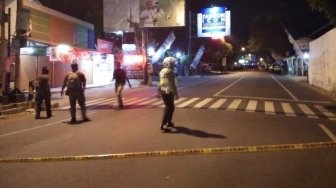 Baku Tembak saat Digerebek Polisi, Peluru Bandar Tembus ke Dada Anak-anak