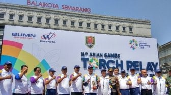 Yayuk dan Yustedjo Awali Pawai Obor Asian Games 2018