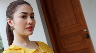 Alami KDRT, Jelita Callebaut Bintang Inem Pelayan Sexy New Ceraikan Suami