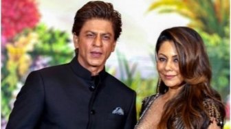 Karan Johar Takut Industri Bollywood Mati: Gak Ada Generasi yang Sekeren Shah Rukh Khan