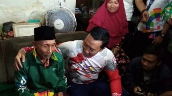 Prihatin Kondisi Mantan Atlet Paralimpian, Menpora Jenguk Soeharto