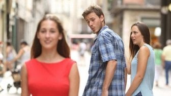 Viral Versi Nyata Meme Distracted Boyfriend