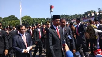 Jokowi Lantik 1.456 Praja IPDN di Kampus Jatinangor