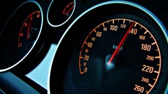 Tiga Penyebab Speedometer Mobil Mendadak Tidak Berfungsi atau Mati Tiba-tiba