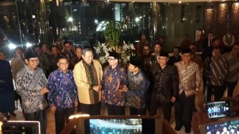 Ditemani Ibas, SBY Temui Presiden PKS di Hotel Mewah