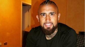 Kepalkan Tangan, Vidal Minta Barcelona Kembali Semangat Hadapi Sisa Musim