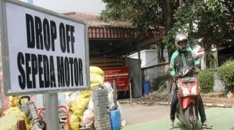 Sandiaga Uno Ajak Pihak Swasta Bangun Halte Ojek Online