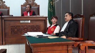 Roro Fitria Punya Peluang Bebas dari Penjara