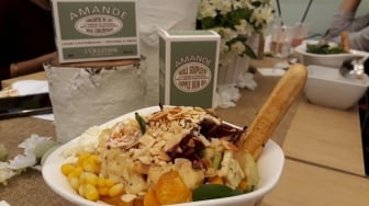 Almond Garden, Menu Kolaborasi Restoran dan Produk Kecantikan