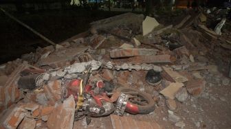 Satu Keluarga Ditemukan Tewas Berpelukan Akibat Gempa Lombok