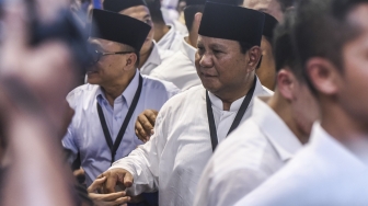 LIVE: Detik-detik Prabowo Tinggalkan KPU