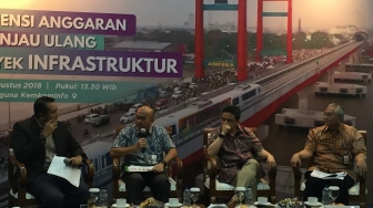 Pemerintah Tinjau Ulang Proyek Infrastruktur Berbahan Baku Impor