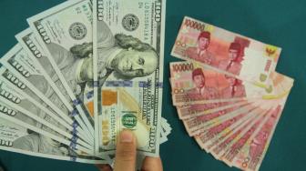Jokowi Pidato Sidang Tahunan, Rupiah Melemah Dekati Rp 15.000 per Dolar AS