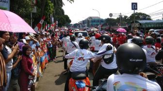 LIVE:  Kemeriahan Pawai Obor Asian Games di RTH Kalijodo