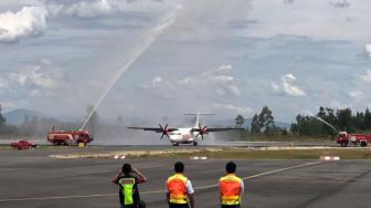 Kemarin, Malindo Air Mendarat Pertama Kali di Bandara Silangit