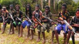 Perintah Pangdam Cenderawasih: Kejar KKB yang Tembak 2 Anggota TNI