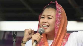 Siswi TK Bercadar Bawa Replika Senjata,Yenny Wahid: Usut Aktornya