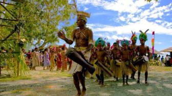 Pamerkan Eksotisme Alam Papua, Kemenpar Gelar Festival Biak