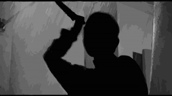 Ditegur Gara-Gara Bertikai, Remaja Bunuh Ayah Temannya di Kebun Karet