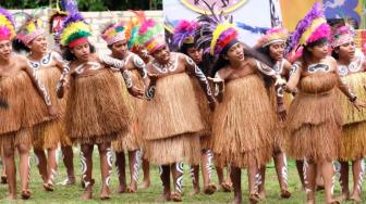 Festival Biak Munara Wampasi Disaksikan 10 Ribu Pengunjung