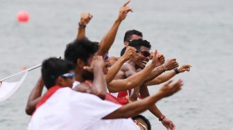 Indonesia berhasil meraih medali emas disusul Uzbekistan dengan medali perak dan Hong Kong dengan medali perungu. ANTARA FOTO/INASGOC/Zabur Karuru
