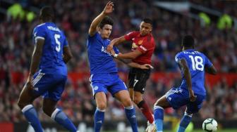 Mirip Steve Bruce, Schmeichel: Man United Wajib Beli Maguire