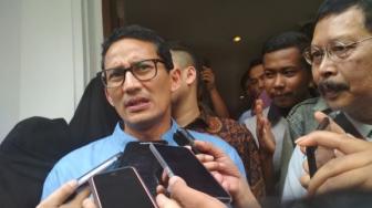 Blusukan ke Beringharjo, Sandiaga Dikeluhkan Pembeli Berkurang