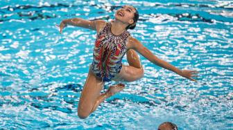 Tim Renang Artistik Makau berlaga pada Final Beregu Free Routine Asian Games ke-18 Tahun 2018 di Aquatic Center, Gelora Bung Karno, Jakarta, Rabu (29/8). ANTARA FOTO/INASGOC/Jurnasyanto Sukarno