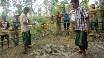 Misterius! Tanah di Lombok Bergoyang dan Keluarkan Aroma Wangi