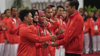 Sebelum Penutupan, Jokowi Cairkan Bonus Peraih Medali Asian Games