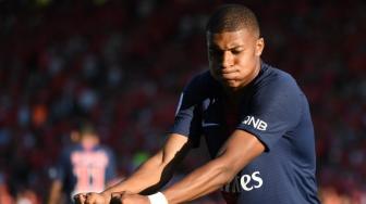 Dikartu Merah Lawan Nimes, Mbappe Minta Maaf pada Fansnya