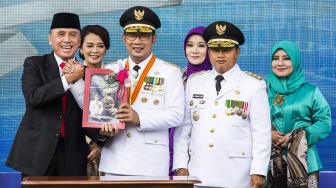 Ridwan Kamil dan M Iriawan Sertijab Gubernur Jabar