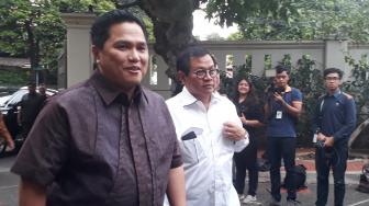 Erick Thohir mendatangi posko pemenangan Jokowi-Ma'ruf Amin di Jalan Cemara, Menteng, Jakarta Pusat