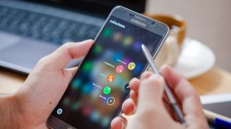 Yah! Dua Model Samsung Ini Tidak Terima Pembaruan Rutin Lagi