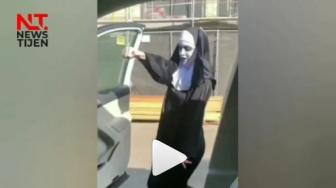 Viral: Valak Ikutan Kiki Challenge, Serem Sih tapi Bikin Ngakak