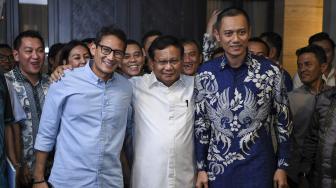 Andi Arief Minta Sandiaga Bantu Hentikan Buzzer Fitnah SBY dan Demokrat