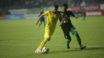 Suasana laga Sriwijaya FC vs Persebaya. [Suara.com / Andhiko TUNGGA ALAM]